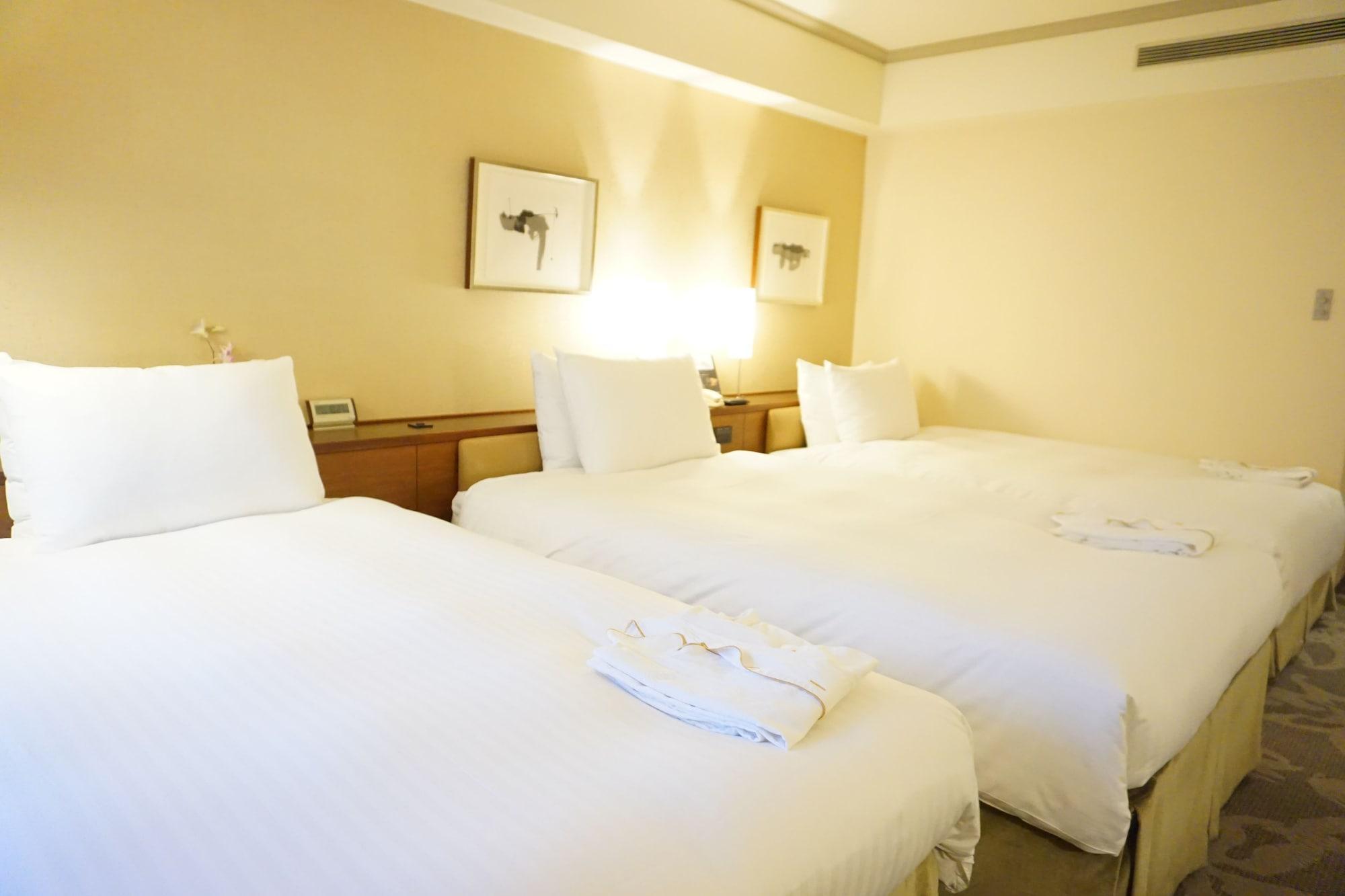 Hotel Nikko Fukuoka Exterior foto A room at the hotel